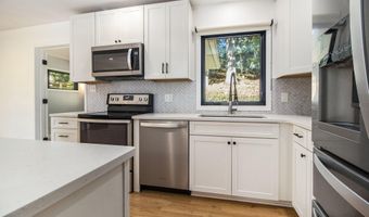 1122 Mixtwood St, Ann Arbor, MI 48103