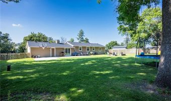 1214 S Darling Dr NW, Alexandria, MN 56308