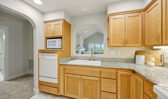 969 Golden Aspen Pl, Ashland, OR 97520