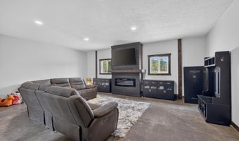 16 Hadley Ln, Blanchard, ID 83804