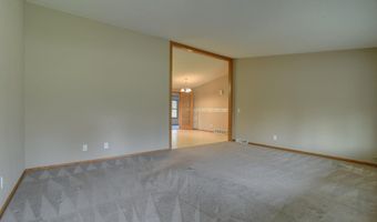 815 C Ave, Armstrong, IA 50514