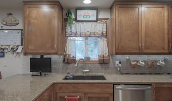 1141 Springwood Dr Dr NE, Albany, OR 97321