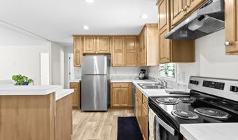 18780 Central Point Rd F, Oregon City, OR 97045