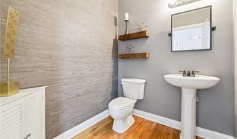 10090 Jones Bridge Rd 8, Alpharetta, GA 30022