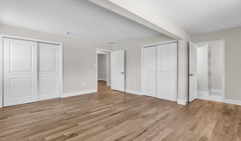 68 Sherman Ave, Bayville, NJ 08721