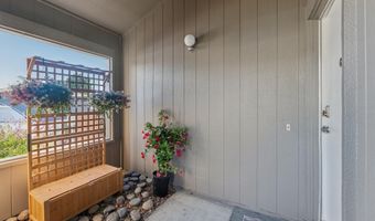 1034 Trellis Ln, Alameda, CA 94502