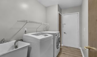 3201 Kilburn Park Cir, Ann Arbor, MI 48105