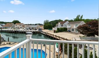 54 STORM JIB Ct, Bayville, NJ 08721