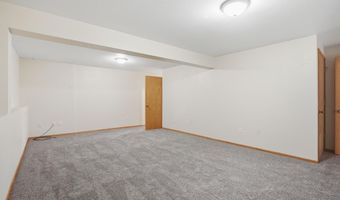 407 Summit St, Belle Fourche, SD 57717
