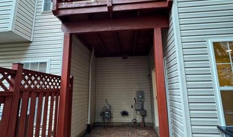 5025 MURTHA St, Alexandria, VA 22304