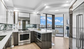 2000 Island Blvd 2006, Aventura, FL 33160