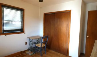 352 Surf Ave, Beachwood, NJ 08722