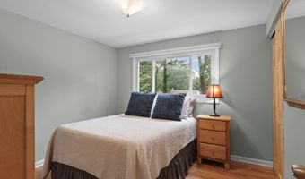 4712 SURRY Pl, Alexandria, VA 22304