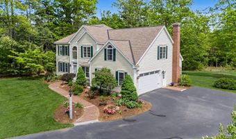 14 Karolina Ln, Bedford, NH 03110