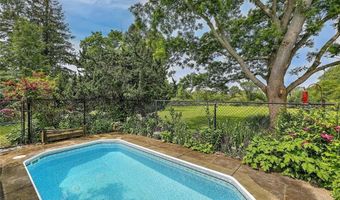 15 S Of Commons Rd, Little Compton, RI 02837