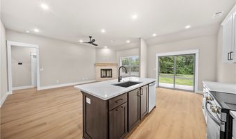 34 Lockhart Dr, Bella Vista, AR 72715