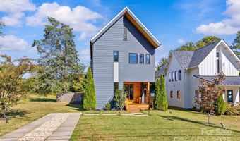 2553 Elkwood Cir, Charlotte, NC 28205