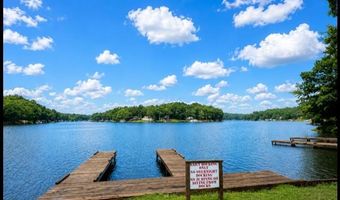 979 SNOW LAKE Dr, Ashland, MS 38603