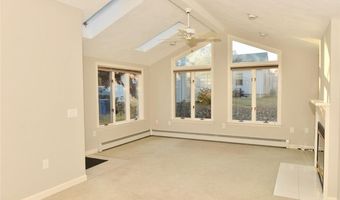 55 Vinton Ave 1, Cranston, RI 02920