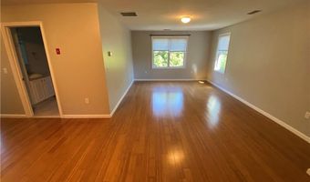 500 Mendon Rd 1E, Cumberland, RI 02864