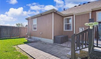 1000 Kathys Ct, Baldwin City, KS 66006