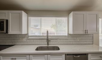 1426 S HALE Dr, Apache Junction, AZ 85120