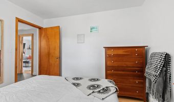 1317 DIVISION St, Algoma, WI 54201