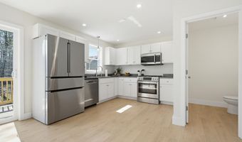 9 B Wentworth Ln, Barrington, NH 03825