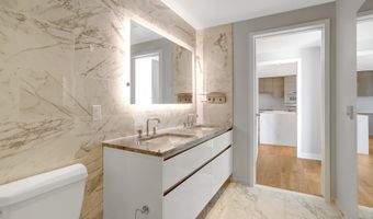 1781 N PIERCE St 1404, Arlington, VA 22209