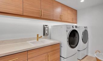 3097 Madison St 301, Carlsbad, CA 92008
