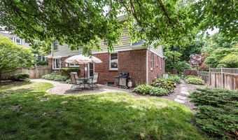 1925 Norway Rd, Ann Arbor, MI 48104
