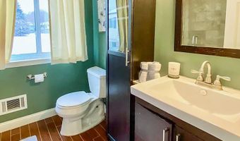 3479 Burbank Dr, Ann Arbor, MI 48105