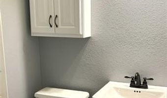 2222 Cloverleaf Pl, Ardmore, OK 73401