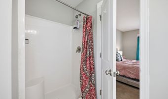 4400 Bristlecone Dr, Ayden, NC 28513
