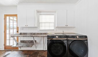 301 E Craig St, Atmore, AL 36502