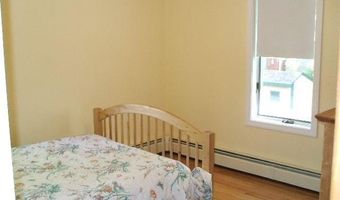 52 Montauk Rd, Narragansett, RI 02882