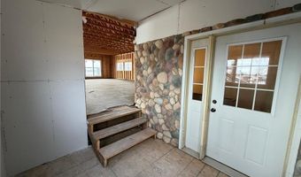 11 Lime Lake Dr, Avoca, MN 56114