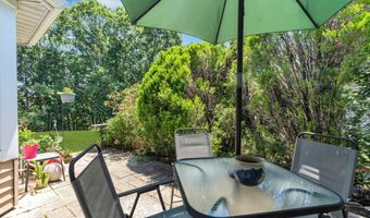 7 Elm Ct, Barnegat, NJ 08005
