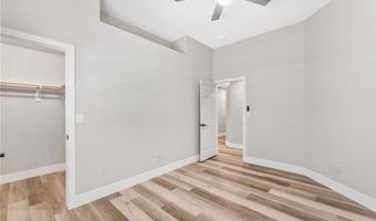 5121 Burr Oak Dr, Las Vegas, NV 89130