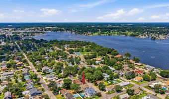 646 Compass Ave, Beachwood, NJ 08722