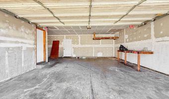 824 KEVIN Pl, Brookings, OR 97415