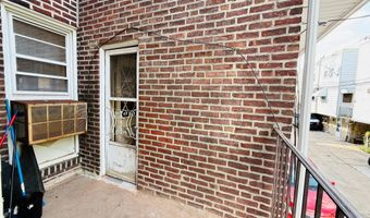 615 BRILL St, Philadelphia, PA 19120