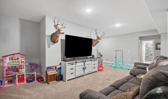 2309 SILVER GATE Way, Cheyenne, WY 82009