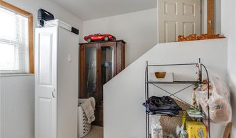 1314 Bank St, Atwater, OH 44201