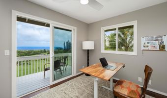 820 W Kuiaha Rd A, Haiku, HI 96708
