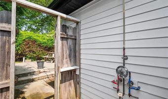 882 Point Judith Rd, Narragansett, RI 02882