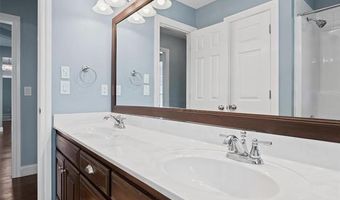 5812 Woodland Rd, Bartlesville, OK 74006