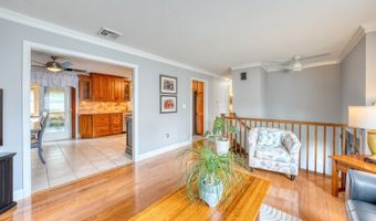 11 Hally Ln, Colchester, CT 06415