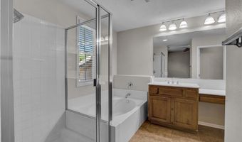 1510 Plaza Centre Dr 104, Las Vegas, NV 89135