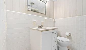 706 E MAGNOLIA Ave E, Auburn, AL 36803